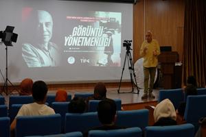 TRT'nin Usta Görüntü Yönetmeni Sabri Savcı KBÜ’de Öğrencilerle Buluştu