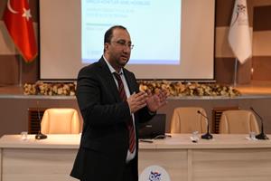 ÜNİDES Kapsamında Öğrencilere Proje Yazımı ve Destek Süreçleri Anlatıldı
