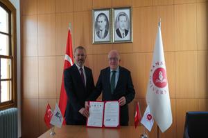 Karabük Üniversitesi İle Samsun Üniversitesi Arasında Sosyalfest İş Birliği Protokolü İmzalandı