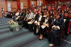 Karabük Üniversitesinde Fizyoterapi Öğrencileri Beyaz Önlüklerini Giydi