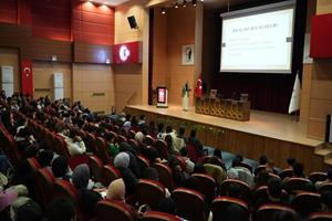 KBÜ'de Sağlık Bilimleri Öğrencilerine KVKK Uyarısı: “Hasta Verisi Mesleki Sırdır”