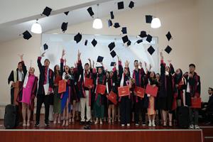 Karabük Üniversitesi Eflani Meslek Yüksekokulunda Mezuniyet Heyecanı Yaşandı