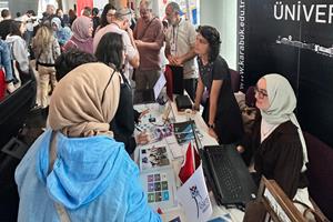 Karabük Üniversitesi Kayseri Üniversite Tercih Fuarı'nda Aday Öğrencilerden Yoğun İlgi Gördü
